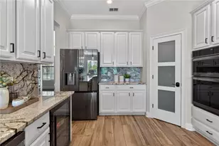 8411 Woburn Ct, Windermere, FL 34786 - Photo 14