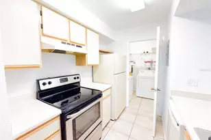 3032 Parkway Blvd, Kissimmee, FL 34747 - Photo 10