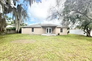 1081 Leeward Dr, Deltona, FL 32738 - Photo 18