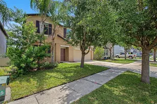 10138 Rose Petal Pl, Riverview, FL 33578 - Photo 2
