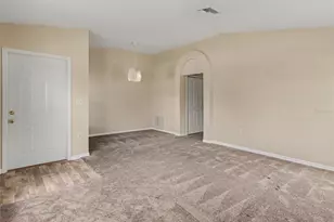 7947 Merchantville Cir, Zephyrhills, FL 33540 - Photo 4