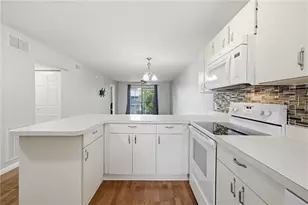 6033 34th Street W, Bradenton, FL 34210 - Photo 6