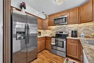 1241 Deerock Dr, Orlando, FL 32811 - Photo 14