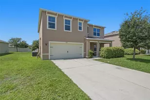 2609 Grand Central Ave, Tavares, FL 32778 - Photo 2