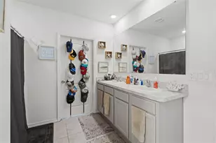 2609 Grand Central Ave, Tavares, FL 32778 - Photo 28