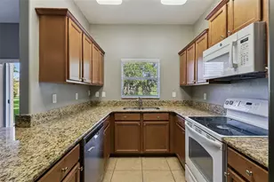1250 Twin Trees Ln, Sanford, FL 32771 - Photo 10