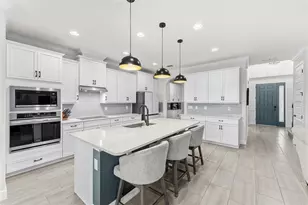 10198 Merrymeeting Bay Dr, Winter Garden, FL 34787 - Photo 8