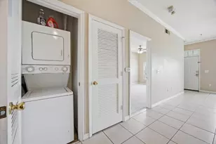2200 San Vittorino Cir, Kissimmee, FL 34741 - Photo 10