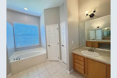 1751 Southern Oak Loop, Minneola, FL 34715 - Photo 8