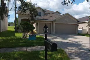 18178 Sandy Pointe Dr, Tampa, FL 33647 - Photo 2