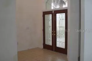 18178 Sandy Pointe Dr, Tampa, FL 33647 - Photo 4