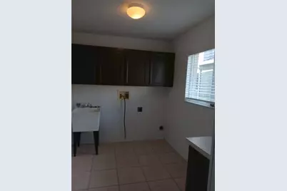 18178 Sandy Pointe Drive, Tampa, FL 33647 - Photo 10