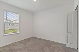 1154 Oak Bluff Dr, Davenport, FL 33837 - Photo 14