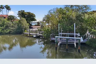 1325 Hidden Harbor Way, Sarasota, FL 34242 - Photo 20