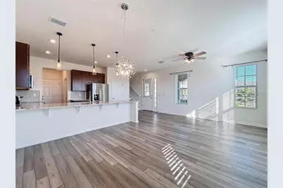 10001 Eagle Rock Alley, Orlando, FL 32832 - Photo 2