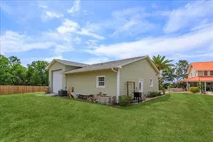 36408 E Eldorado Lake Dr, Eustis, FL 32736 - Photo 58