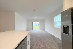 1162 Oak Bluff Dr, Davenport, FL 33837 - Photo 8