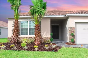 1162 Oak Bluff Dr, Davenport, FL 33837 - Photo 2
