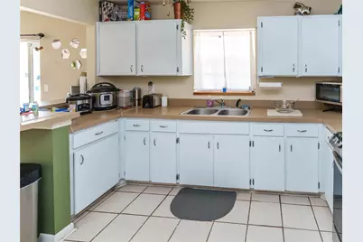 5392 Mariner Boulevard, Spring Hill, FL 34609 - Photo 8