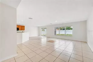 10725 Bamboo Rod Cir, Riverview, FL 33569 - Photo 2