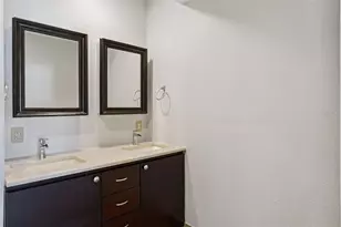 526 N Hampton Ave, Orlando, FL 32803 - Photo 26