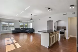 526 N Hampton Ave, Orlando, FL 32803 - Photo 10