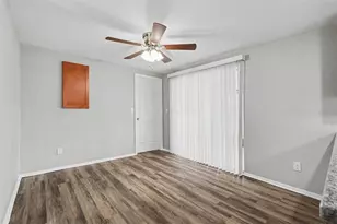 6404 Freedom Ct, Tampa, FL 33634 - Photo 8