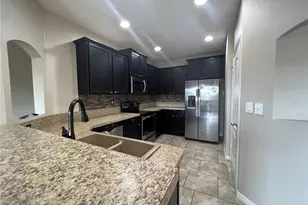 2137 Betsy Ross Ln, Saint Cloud, FL 34769 - Photo 10