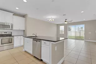 14481 Swanley St, Orlando, FL 32832 - Photo 6