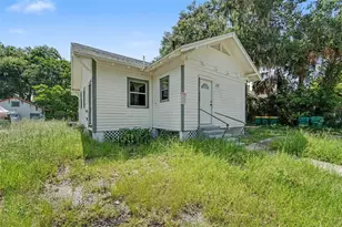 122 S Garfield Ave, Deland, FL 32724 - Photo 1