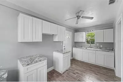 122 S Garfield Avenue, Deland, FL 32724 - Photo 2