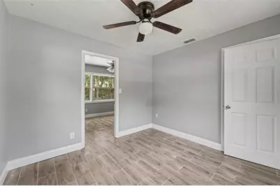 122 S Garfield Avenue, Deland, FL 32724 - Photo 8