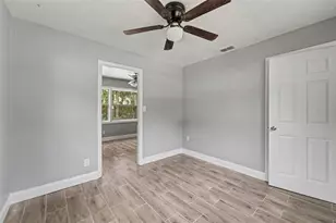 122 S Garfield Ave, Deland, FL 32724 - Photo 8