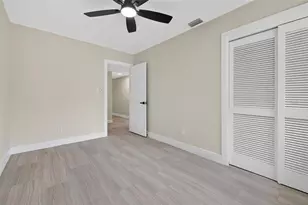 413 Country Club Dr, Oldsmar, FL 34677 - Photo 14