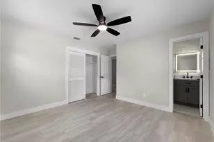 413 Country Club Dr, Oldsmar, FL 34677 - Photo 10