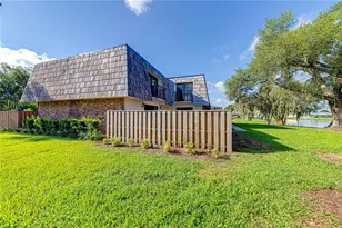 921 Royal Oak Blvd, Leesburg, FL 34748 - Photo 4