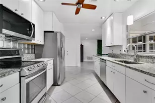 8644 Sandberry Blvd, Orlando, FL 32819 - Photo 8
