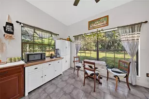 908 Oak Hollow Pl, Brandon, FL 33510 - Photo 34