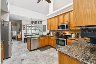 1900 Griff Wood Ct, Saint Cloud, FL 34772 - Photo 10