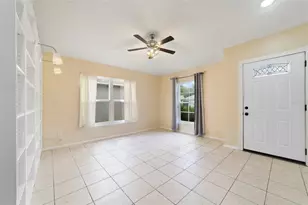 7692 Pine Fork Dr, Orlando, FL 32822 - Photo 2