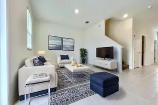2595 Candied Apple Aly, Kissimmee, FL 34744 - Photo 2
