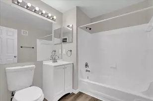 8915 Latrec Ave, Orlando, FL 32819 - Photo 12