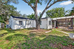 4204 S Renellie Dr, Tampa, FL 33611 - Photo 4