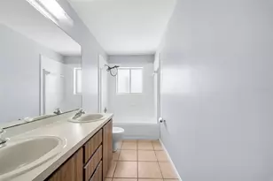 7853 Kensingham Ct, Orlando, FL 32835 - Photo 24
