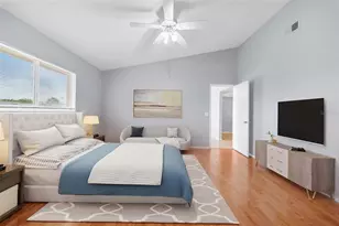 7853 Kensingham Ct, Orlando, FL 32835 - Photo 4