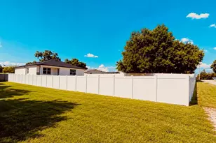 105 North Blvd E, Davenport, FL 33837 - Photo 18