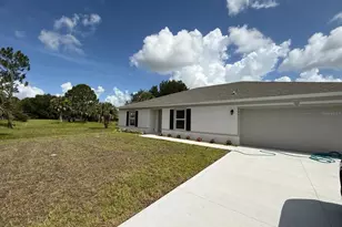 293 Lafleur Street SW, Palm Bay, FL 32908 - Photo 2