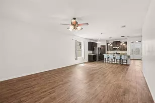12324 Streambed Dr, Riverview, FL 33579 - Photo 6