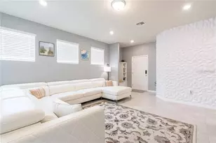 7243 Oakmoss Loop, Davenport, FL 33837 - Photo 4