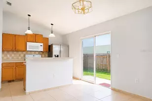 508 Pointe Allyson Way, Orlando, FL 32825 - Photo 4